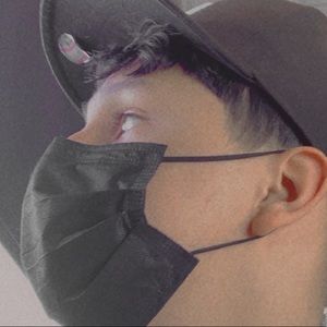 Meet your Posher, Yael